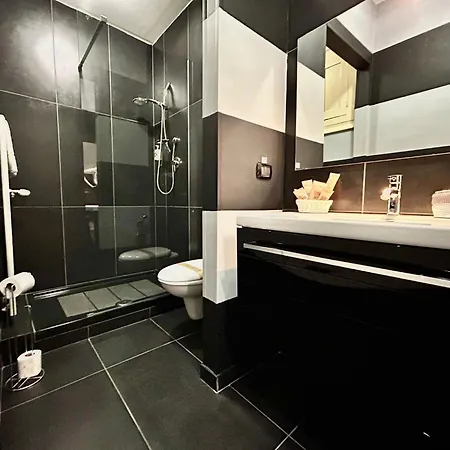 Bozzi 15 Apartment